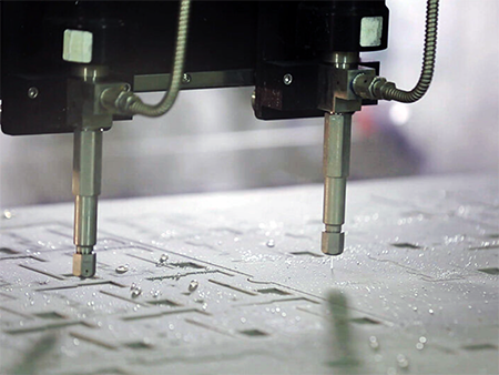 Two-Axis Water Jet Cutting Machinery for slicing through sponge or solid materails